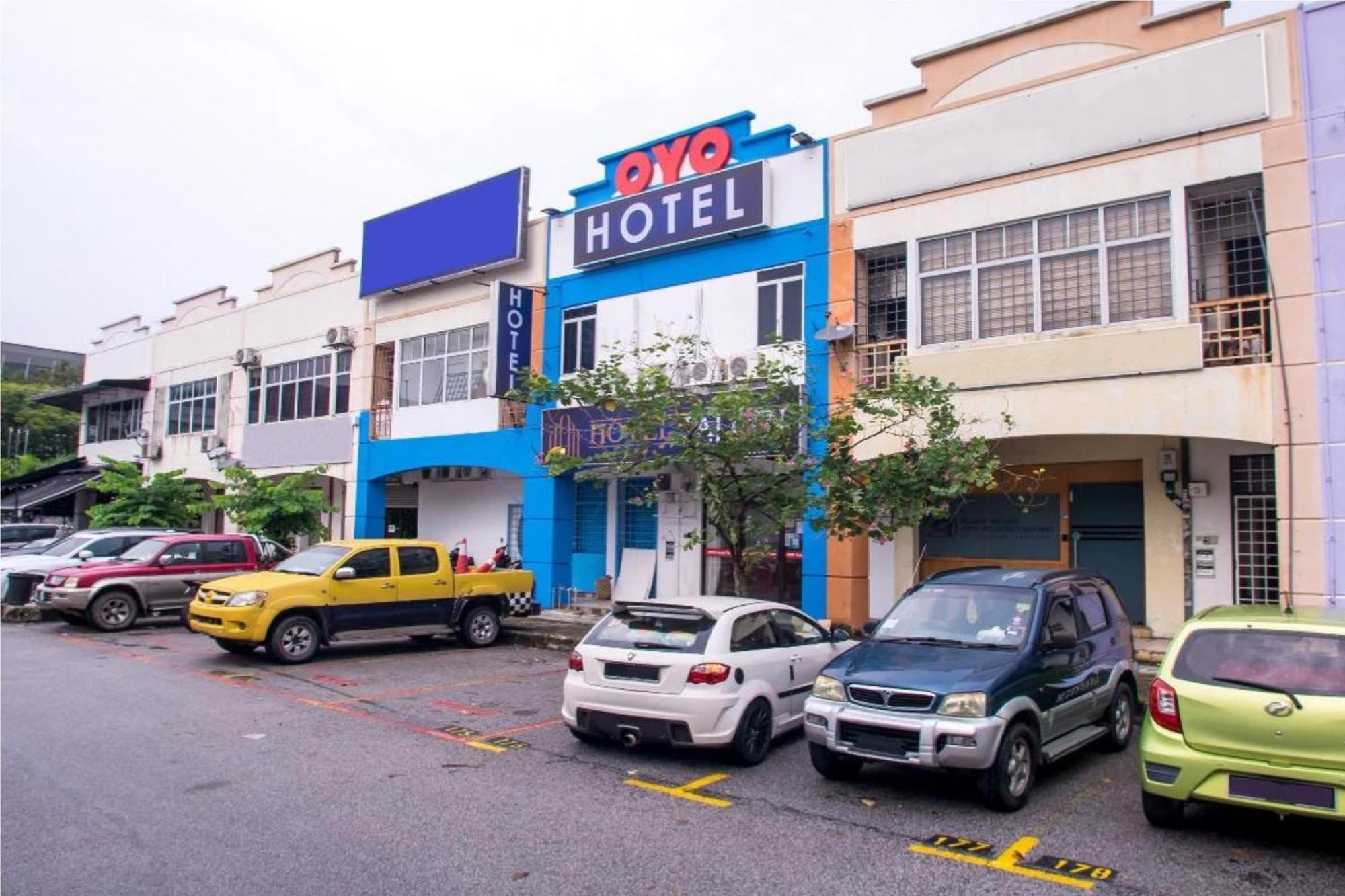 Oyo 90281 Hotel Taj Seksyen 13 Shah Alam Eksteriør billede